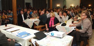 Trostberg Orgelpfeifer Ortsteil-Bürgerversammlung Heiligkreuz zum Thema Asylbewerber
